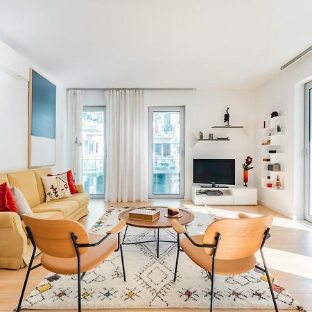 Oeiras Elegant Retreat With Pool Apartment Luaran gambar